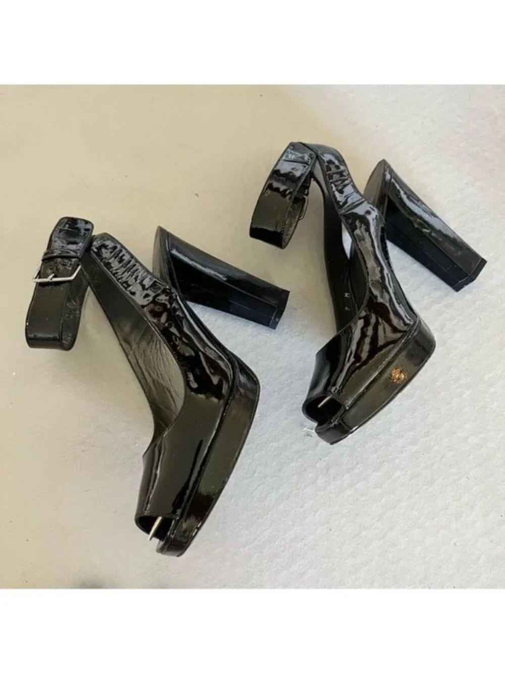 Stuart Weitzman Patent Leather Block Heel Peep Toe Ankle Heels
